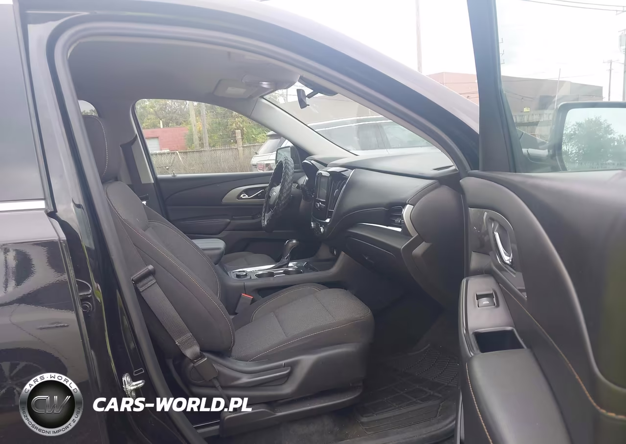 2019 Chevrolet Traverse Ls VIN:1GNERFKW0KJ135452 - 5