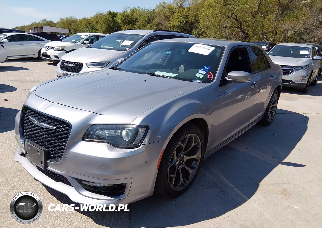2018 Chrysler 300 300S VIN:2C3CCABG2JH243962 - 2