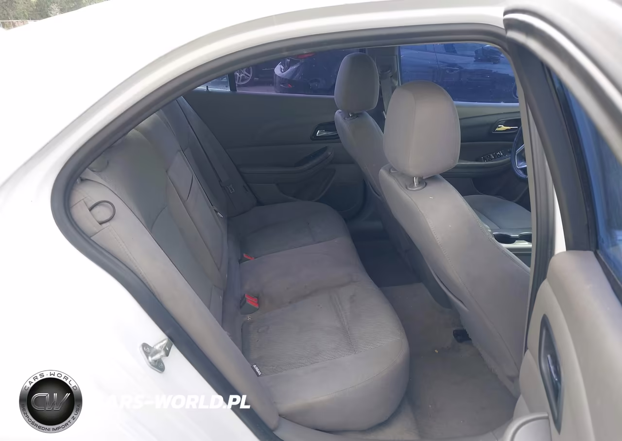 2013 Chevrolet Malibu Ls VIN:1G11B5SA7DF157988 - 8