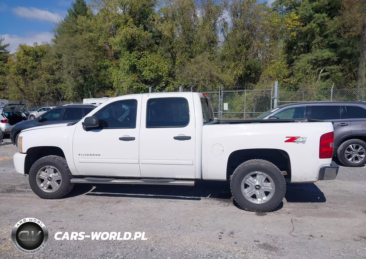 2011 Chevrolet Silverado 1500 Lt VIN:3GCPKSE33BG388315 - 14