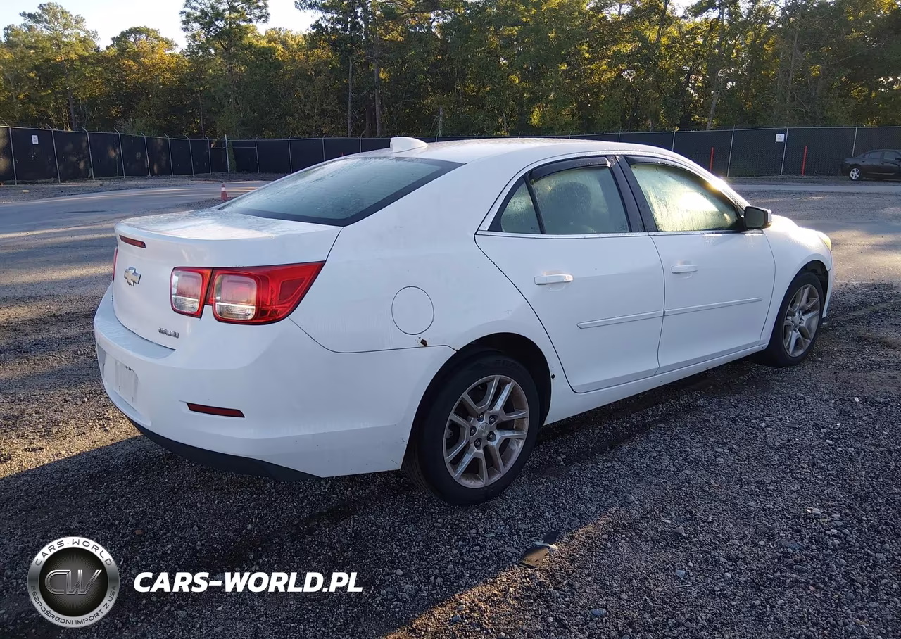 2015 Chevrolet Malibu 1Lt VIN:1G11C5SL6FF156056 - 4