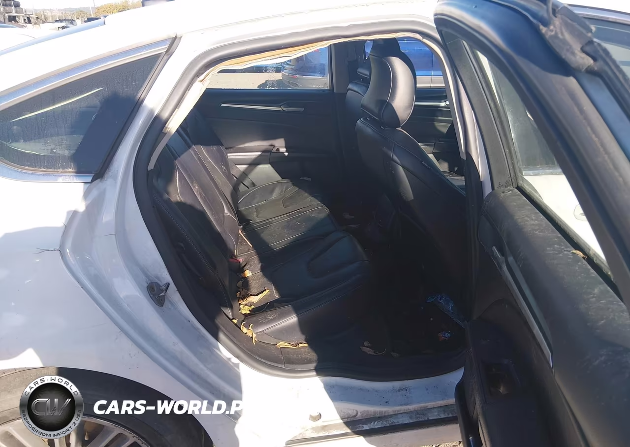 2018 Ford Fusion Hybrid Titanium VIN:3FA6P0RU5JR269257 - 8