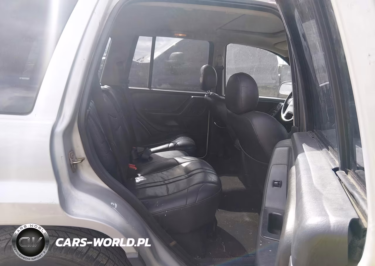 2003 Jeep Grand Cherokee Laredo VIN:1J4GX48SX3C582256 - 8