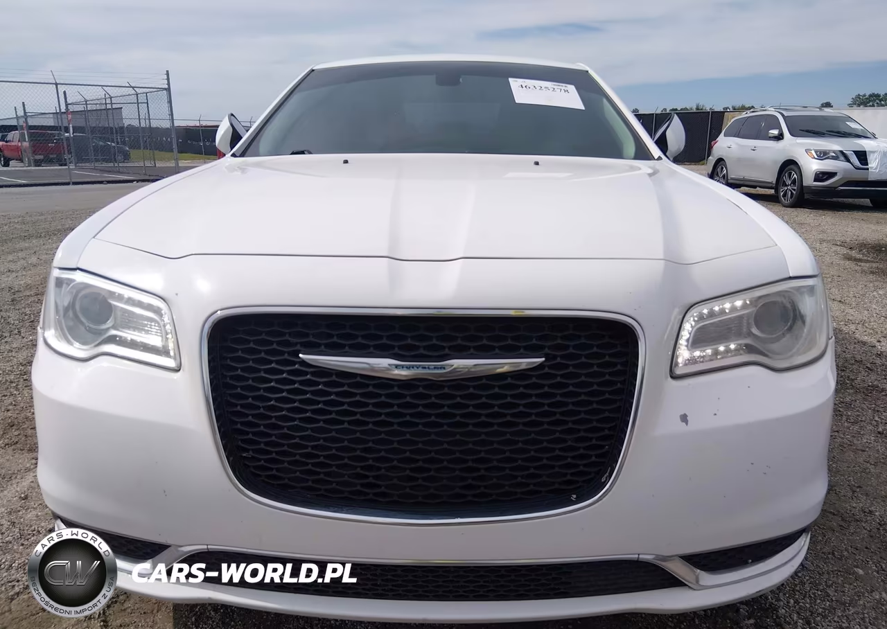 2016 Chrysler 300 Limited VIN:2C3CCAAG4GH156316 - 6