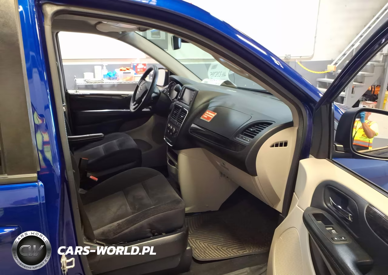 2018 Dodge Grand Caravan Se VIN:2C4RDGBG1JR313161 - 5