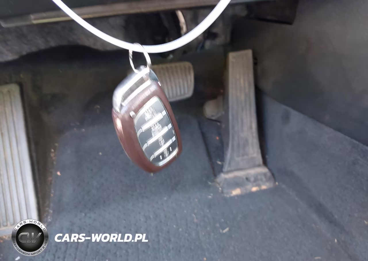 2018 Hyundai Sonata Limited VIN:5NPE34AF2JH723389 - 11