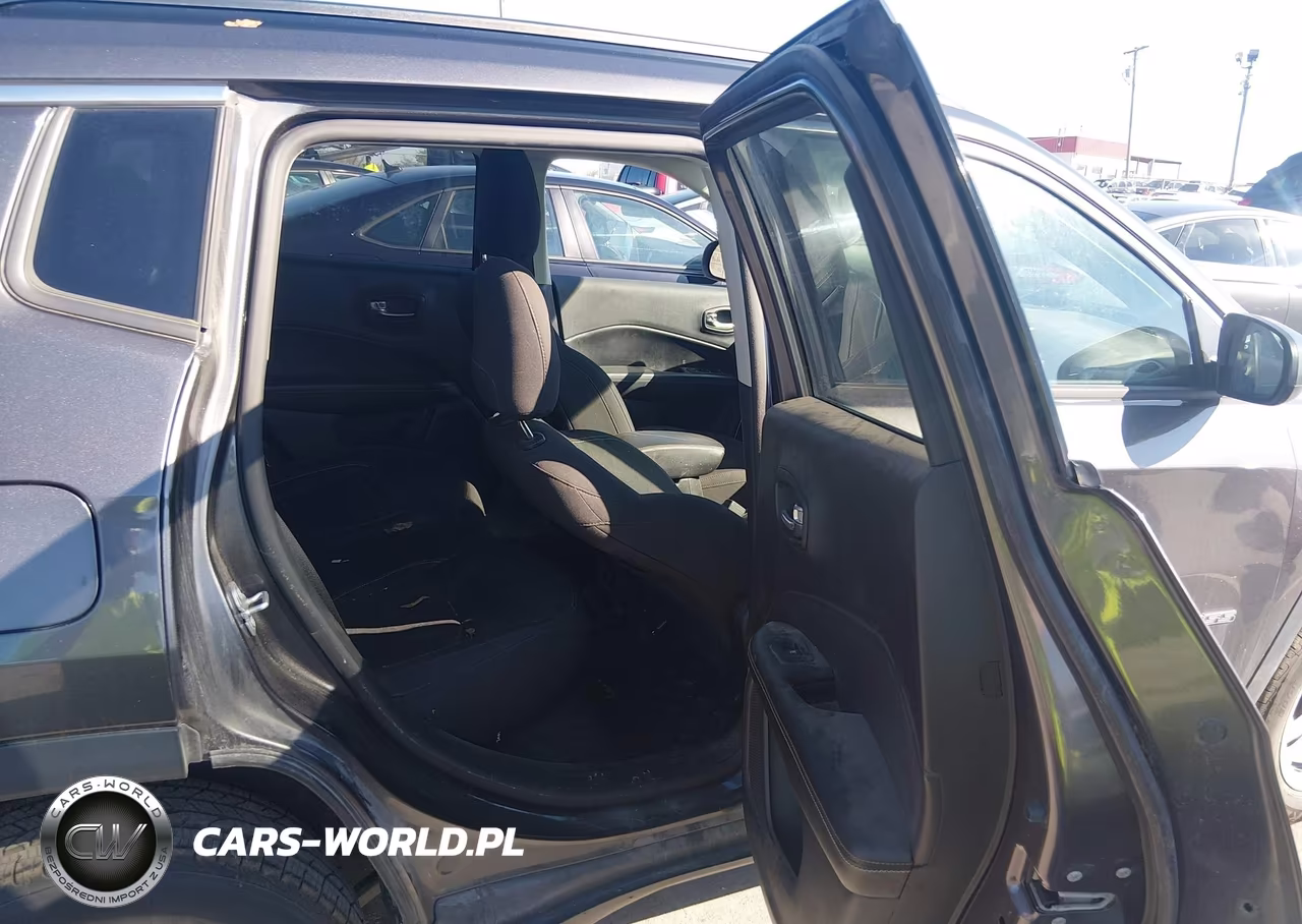 2020 Jeep Compass Sport 4X4 VIN:3C4NJDAB7LT101215 - 8