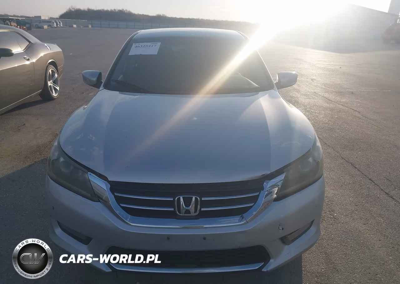 2015 Honda Accord Sport VIN:1HGCR2F54FA181335 - 12