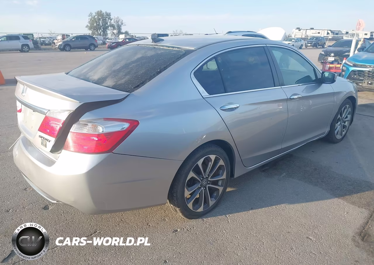 2015 Honda Accord Sport VIN:1HGCR2F54FA181335 - 4