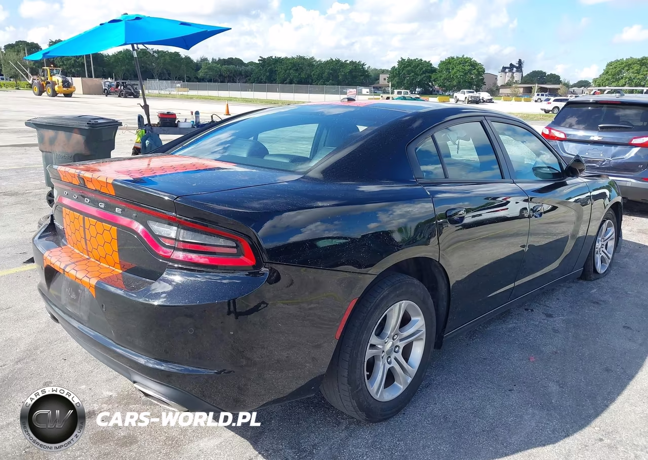 2022 Dodge Charger Sxt Rwd VIN:2C3CDXBG8NH169159 - 4
