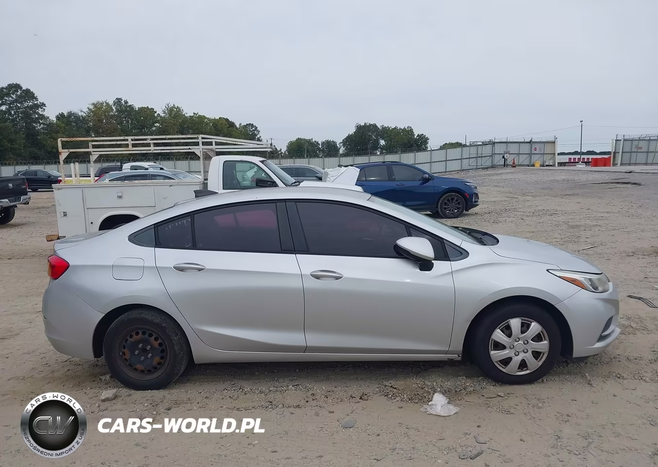 2018 Chevrolet Cruze Ls Auto VIN:1G1BC5SM7J7149553 - 13