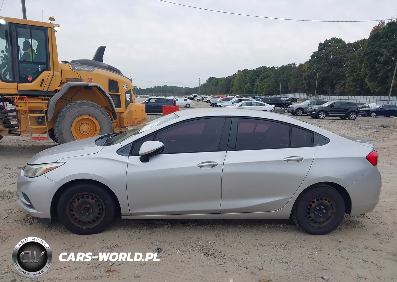 2018 Chevrolet Cruze Ls Auto VIN:1G1BC5SM7J7149553 - 14