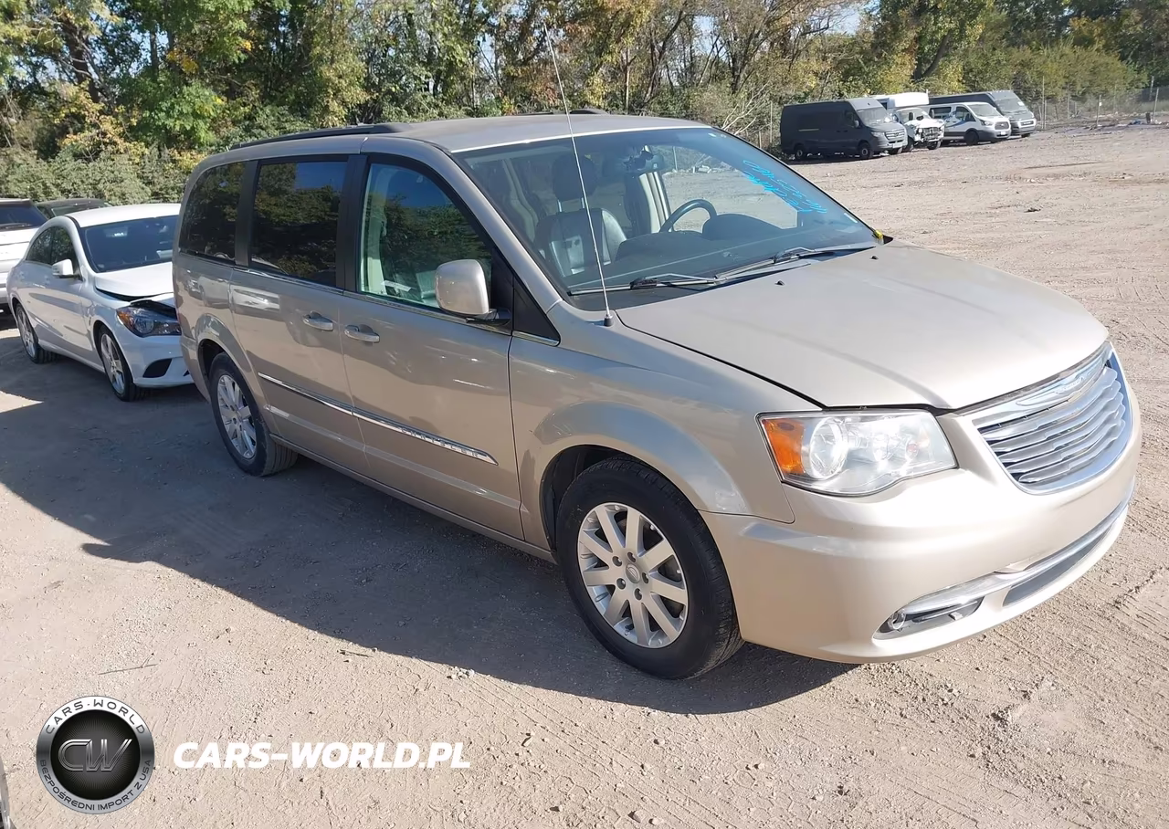 2016 Chrysler Town & Country Touring VIN:2C4RC1BG8GR229024 - 1