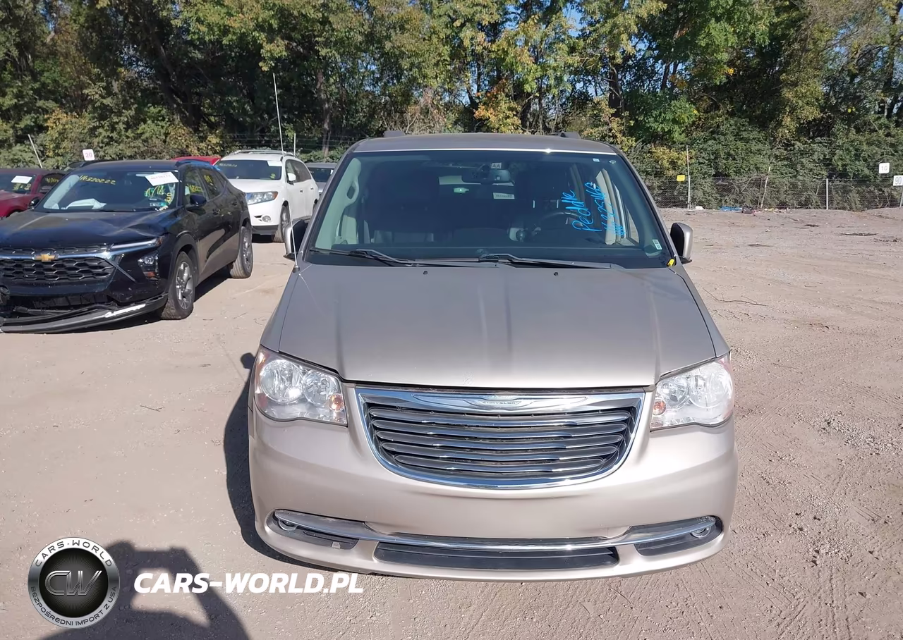 2016 Chrysler Town & Country Touring VIN:2C4RC1BG8GR229024 - 12