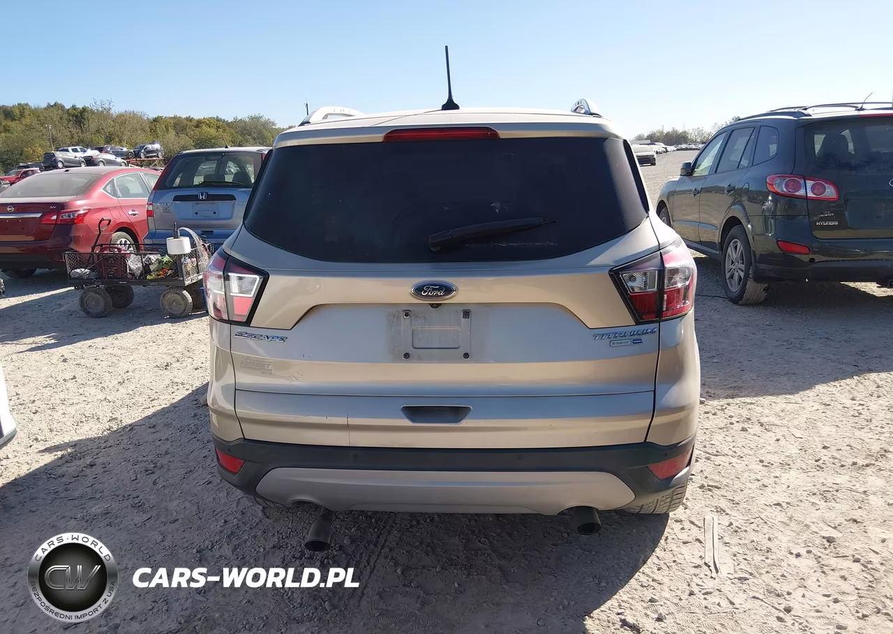 2018 Ford Escape Titanium VIN:1FMCU9J97JUA57885 - 16