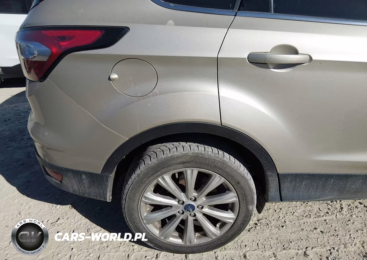 2018 Ford Escape Titanium VIN:1FMCU9J97JUA57885 - 18
