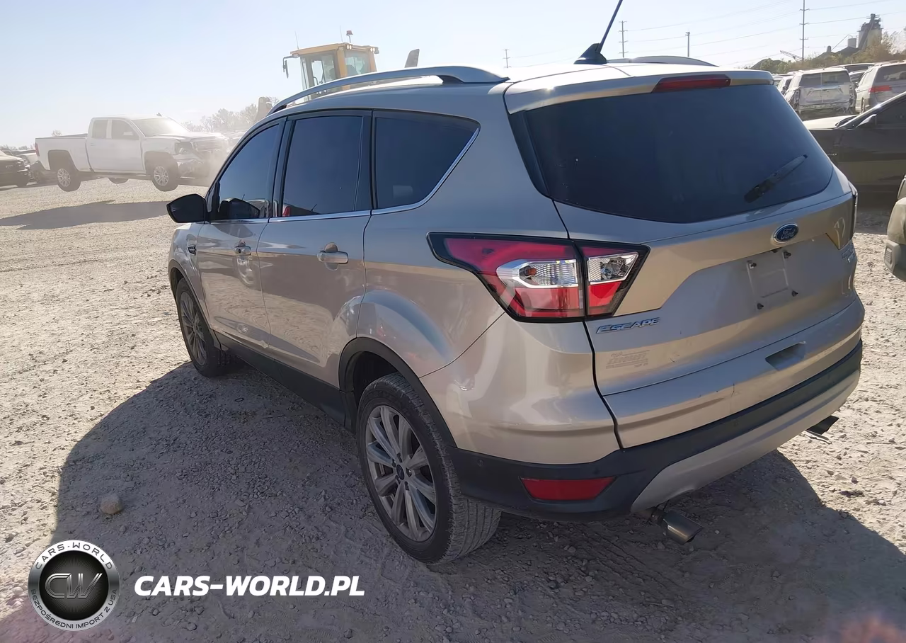 2018 Ford Escape Titanium VIN:1FMCU9J97JUA57885 - 3