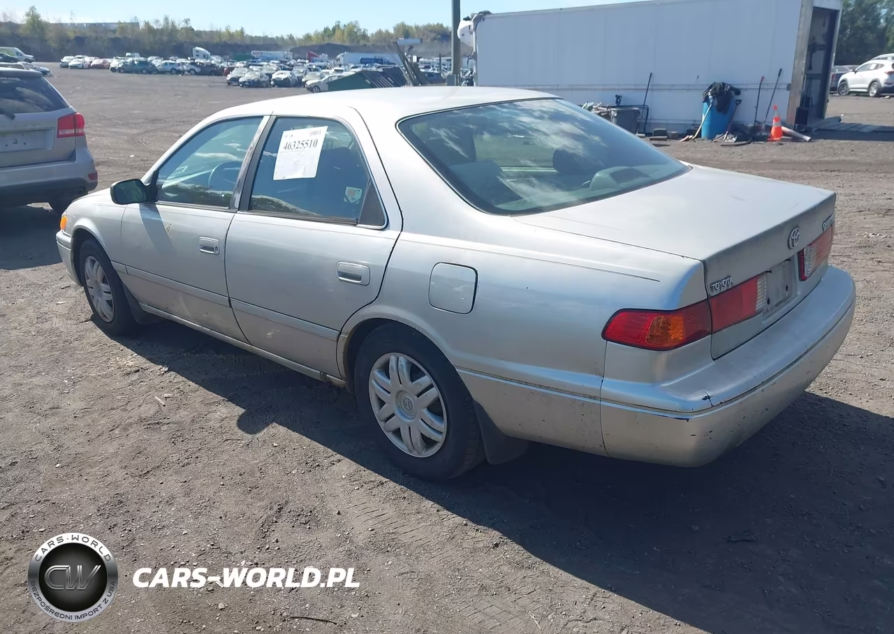 2000 Toyota Camry Le VIN:4T1BG22K9YU645471 - 3