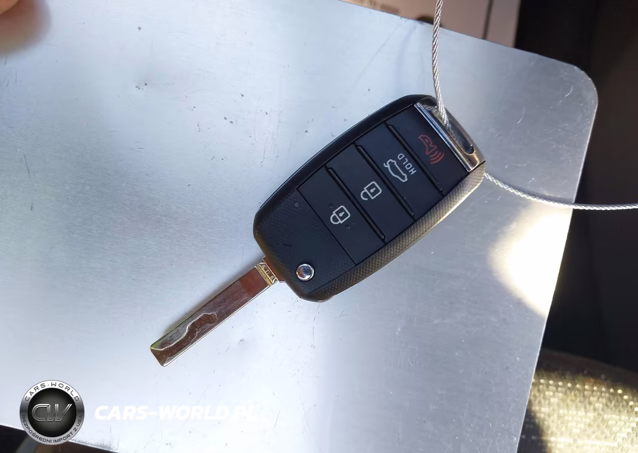 2019 Kia Rio S VIN:3KPA24AB1KE211157 - 11