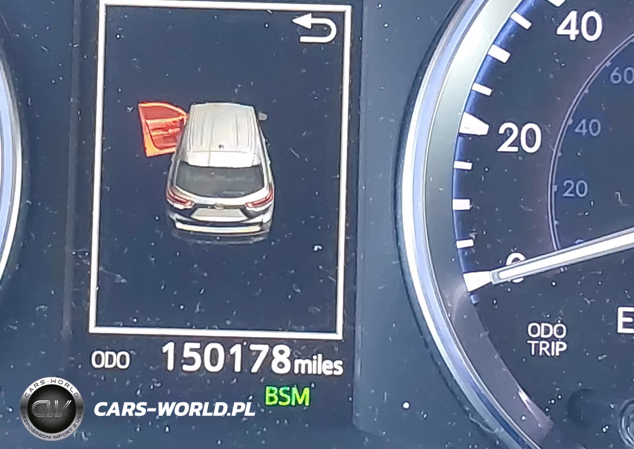 2019 Toyota Highlander Xle VIN:5TDJZRFH0KS576957 - 16
