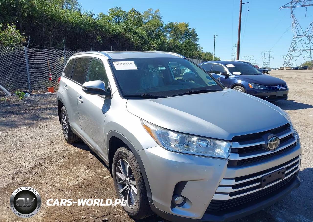 2019 Toyota Highlander Xle VIN:5TDJZRFH0KS576957 - 6