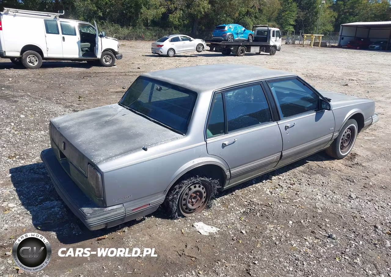 1990 Oldsmobile Delta 88 Royale VIN:1G3HN54C4L1845552 - 4