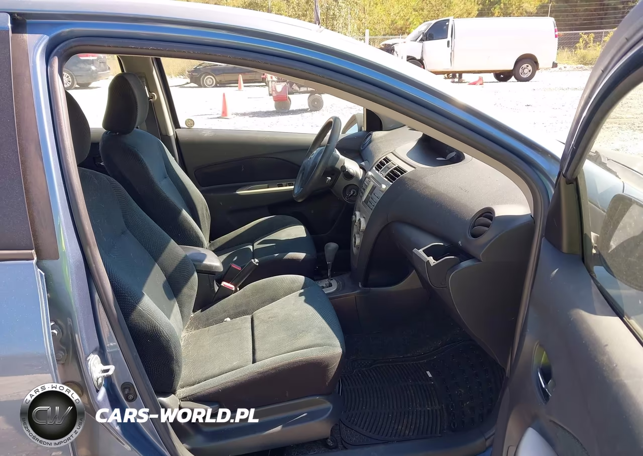 2010 Toyota Yaris VIN:JTDBT4K39A4068614 - 5