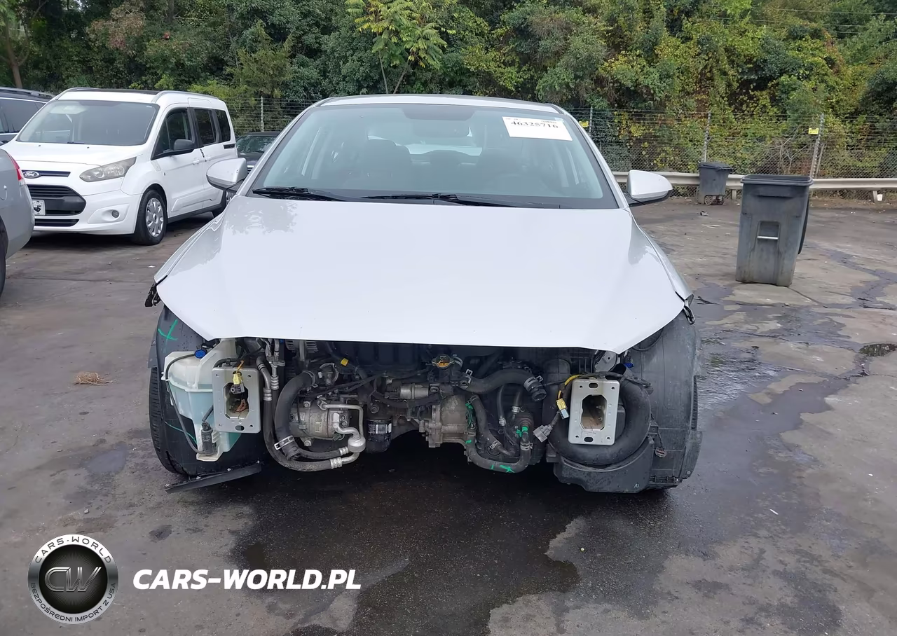 2018 Hyundai Elantra Sel VIN:5NPD84LF1JH250756 - 13