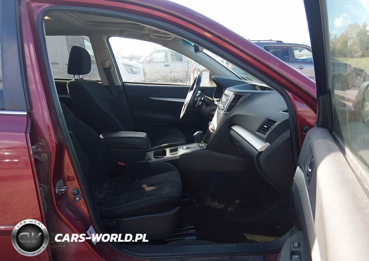 2013 Subaru Outback 2.5I Premium VIN:4S4BRBGC5D3243832 - 5