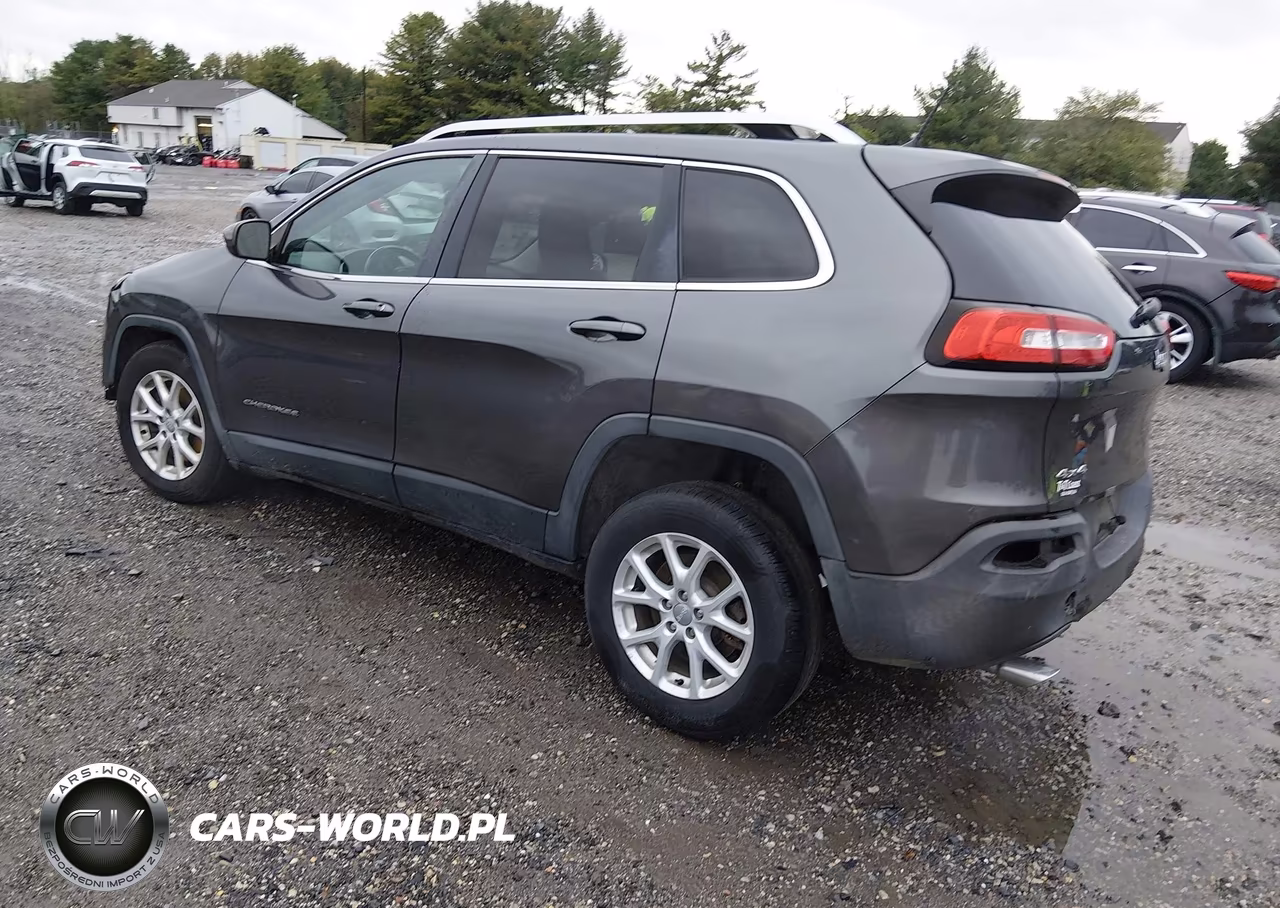 2014 Jeep Cherokee Latitude VIN:1C4PJMCS7EW137957 - 3