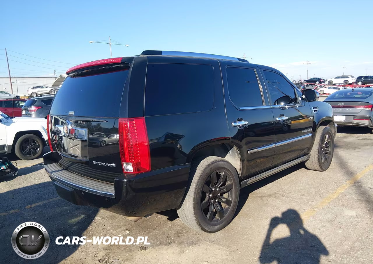 2008 Cadillac Escalade Standard VIN:1GYFK63818R179157 - 4