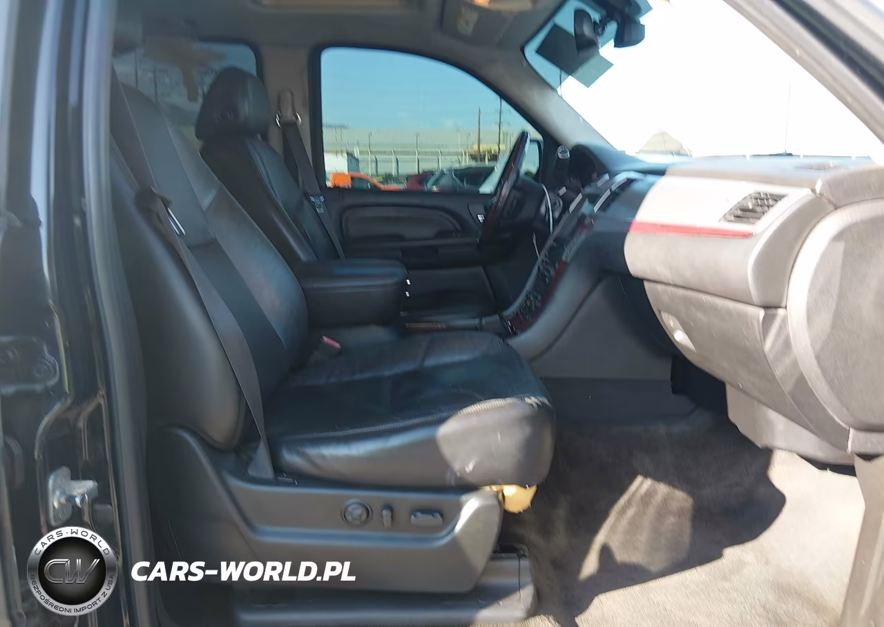 2008 Cadillac Escalade Standard VIN:1GYFK63818R179157 - 5