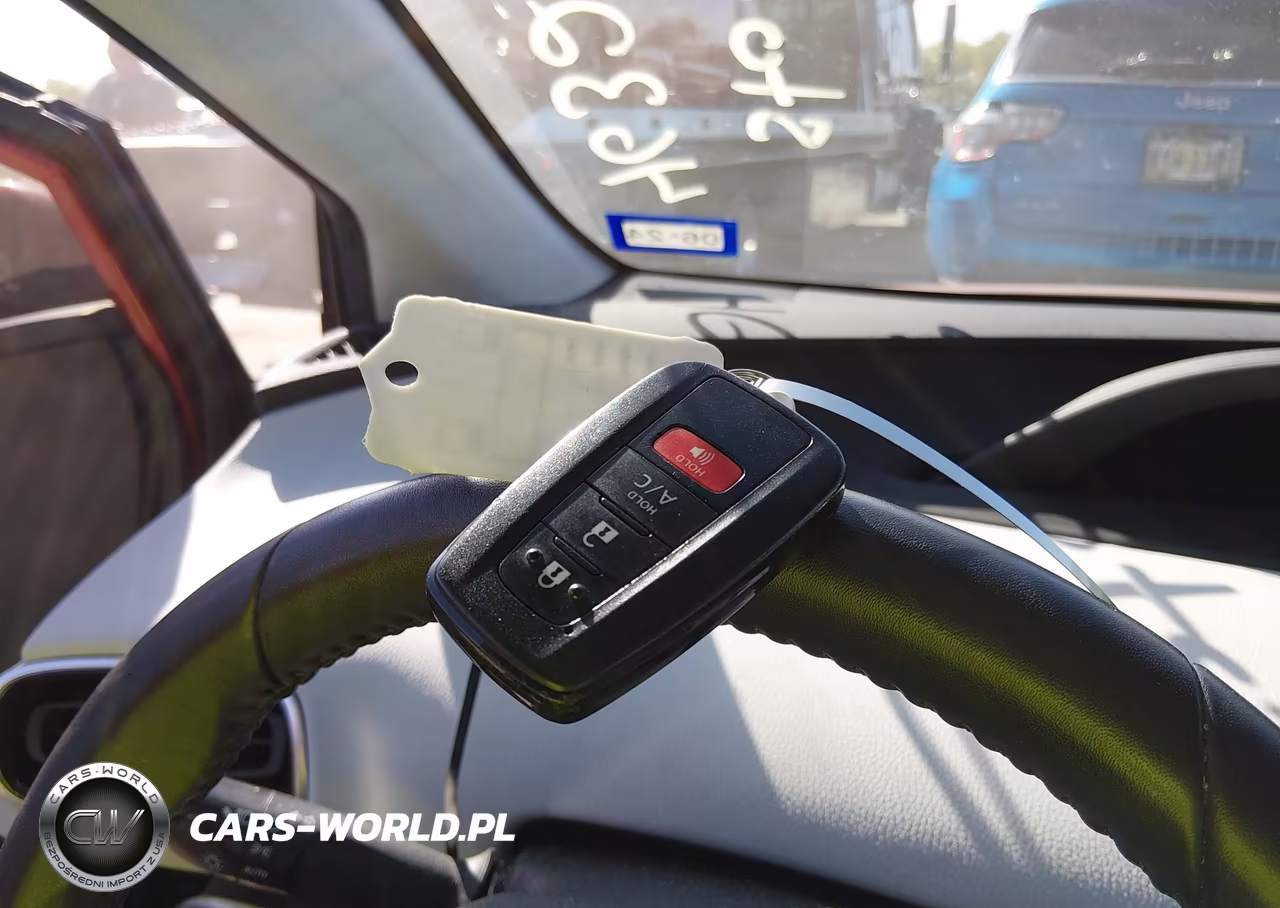 2021 Toyota Prius Prime Xle VIN:JTDKAMFP4M3182047 - 11