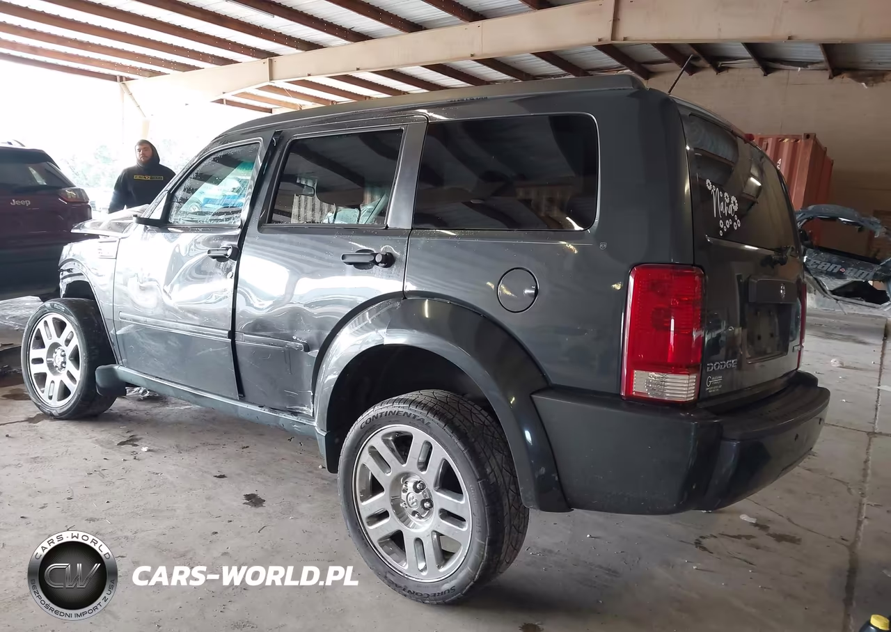 2011 Dodge Nitro Heat VIN:1D4PT4GK5BW528737 - 3