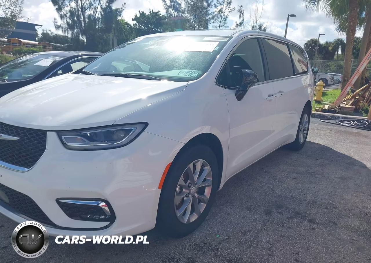 2026 Chrysler Pacifica Limited VIN:2C4RC1GG2TR177697 - 18