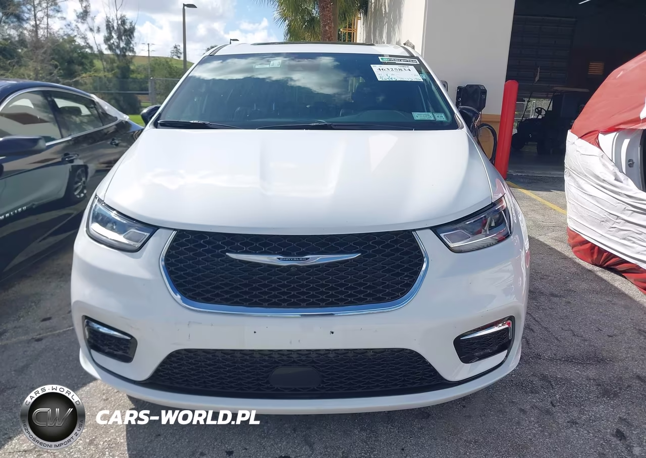 2026 Chrysler Pacifica Limited VIN:2C4RC1GG2TR177697 - 6