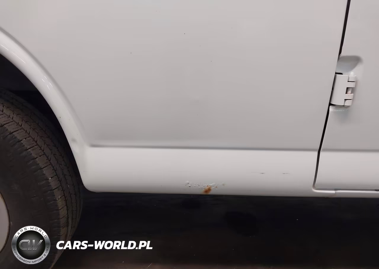 2018 Chevrolet Express 3500 Work Van VIN:1GCZGHFGXJ1275537 - 15