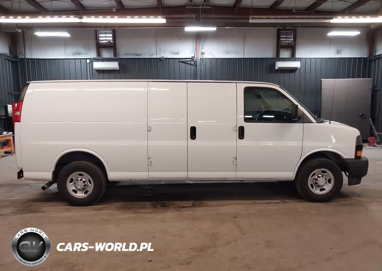 2018 Chevrolet Express 3500 Work Van VIN:1GCZGHFGXJ1275537 - 18