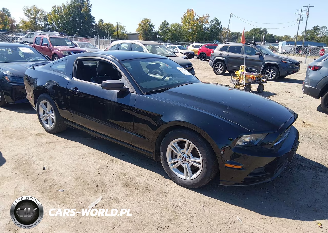 2013 Ford Mustang V6