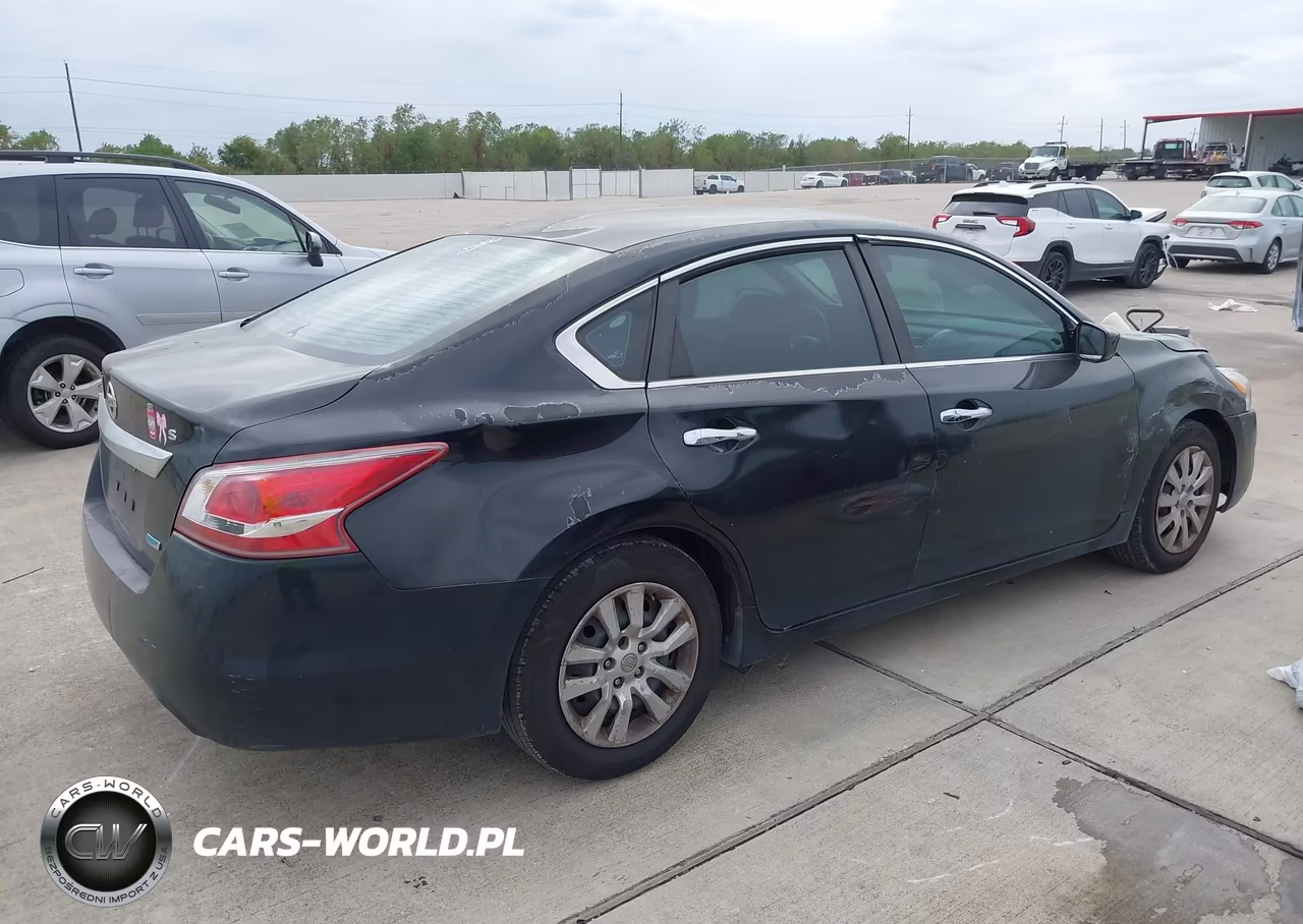 2013 Nissan Altima 2.5 S VIN:1N4AL3APXDN495301 - 4