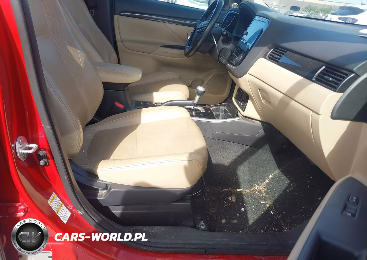 2018 Mitsubishi Outlander Sel VIN:JA4AD3A32JZ058900 - 5