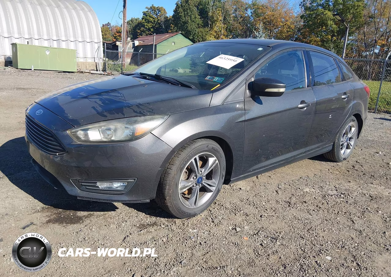 2017 Ford Focus Se VIN:1FADP3FE8HL274337 - 2