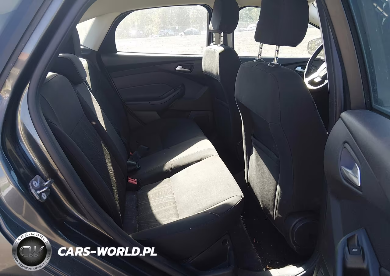 2017 Ford Focus Se VIN:1FADP3FE8HL274337 - 8