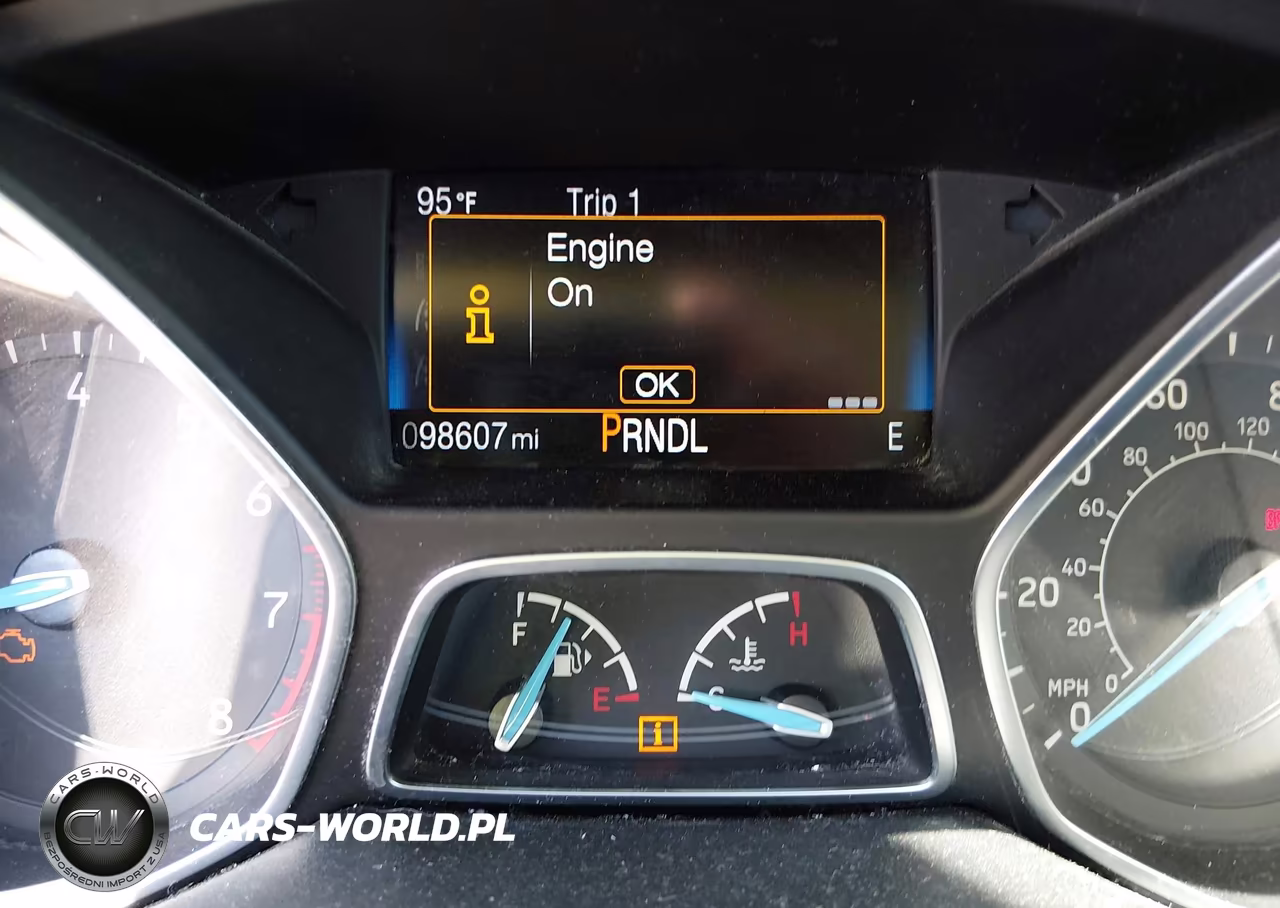 2018 Ford Focus Se VIN:1FADP3F2XJL212868 - 7