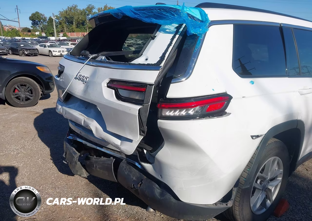 2024 Jeep Grand Cherokee L Laredo X 4X4 VIN:1C4RJKAG9R8580858 - 19