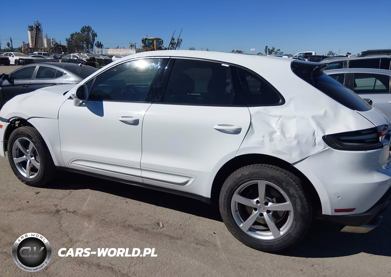 2022 Porsche Macan VIN:WP1AA2A52NLB07921 - 14