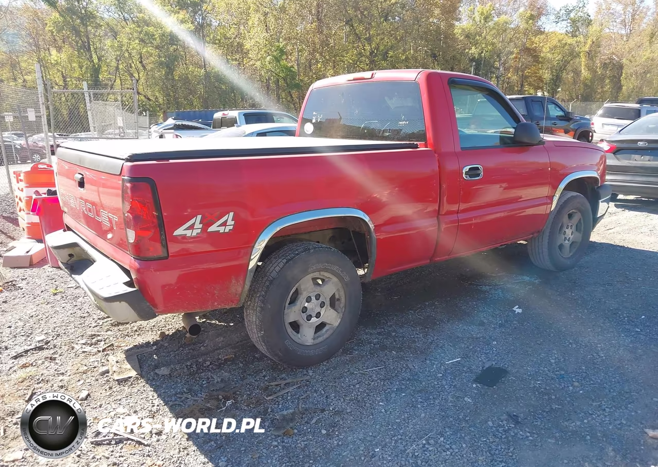 2007 Chevrolet Silverado 1500 Classic Work Truck VIN:3GCEK14V67G184720 - 4