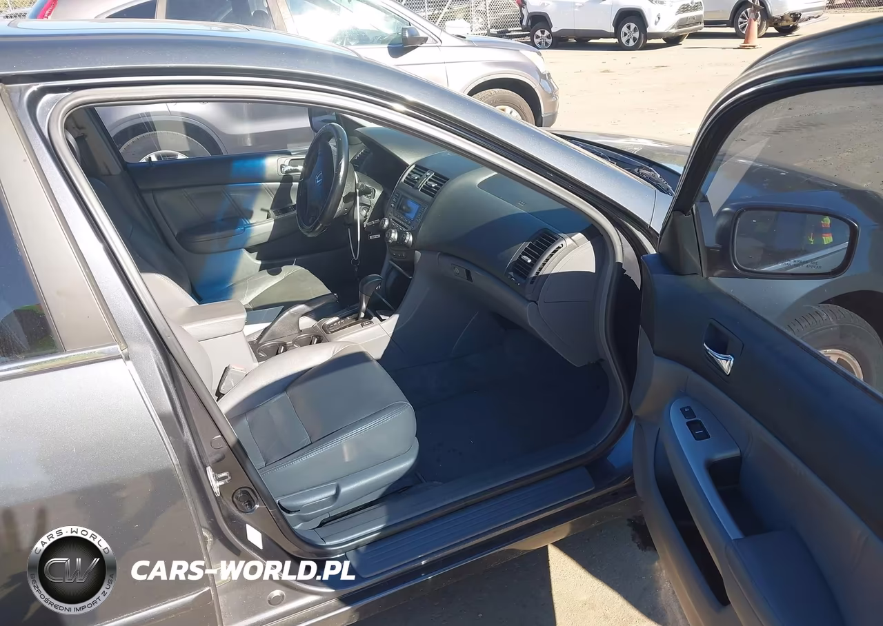2007 Honda Accord 2.4 Ex VIN:1HGCM56867A015717 - 5