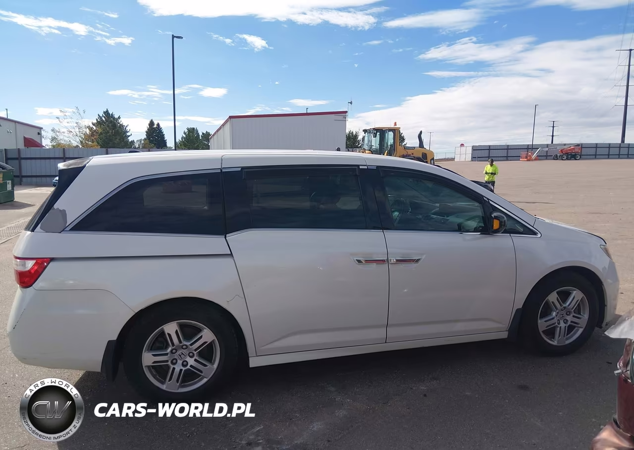 2012 Honda Odyssey Touring-Touring Elite VIN:5FNRL5H98CB142701 - 13