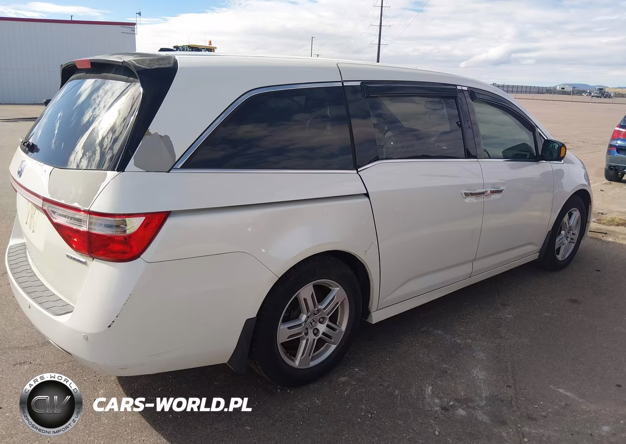 2012 Honda Odyssey Touring-Touring Elite VIN:5FNRL5H98CB142701 - 4